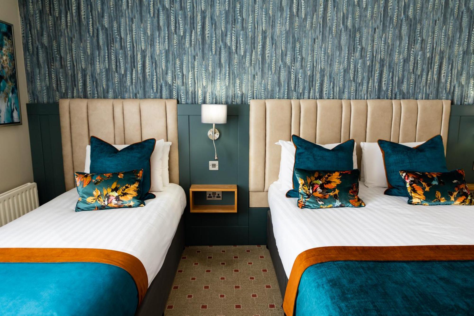 Lahinch Coast Hotel And Suites Exterior photo