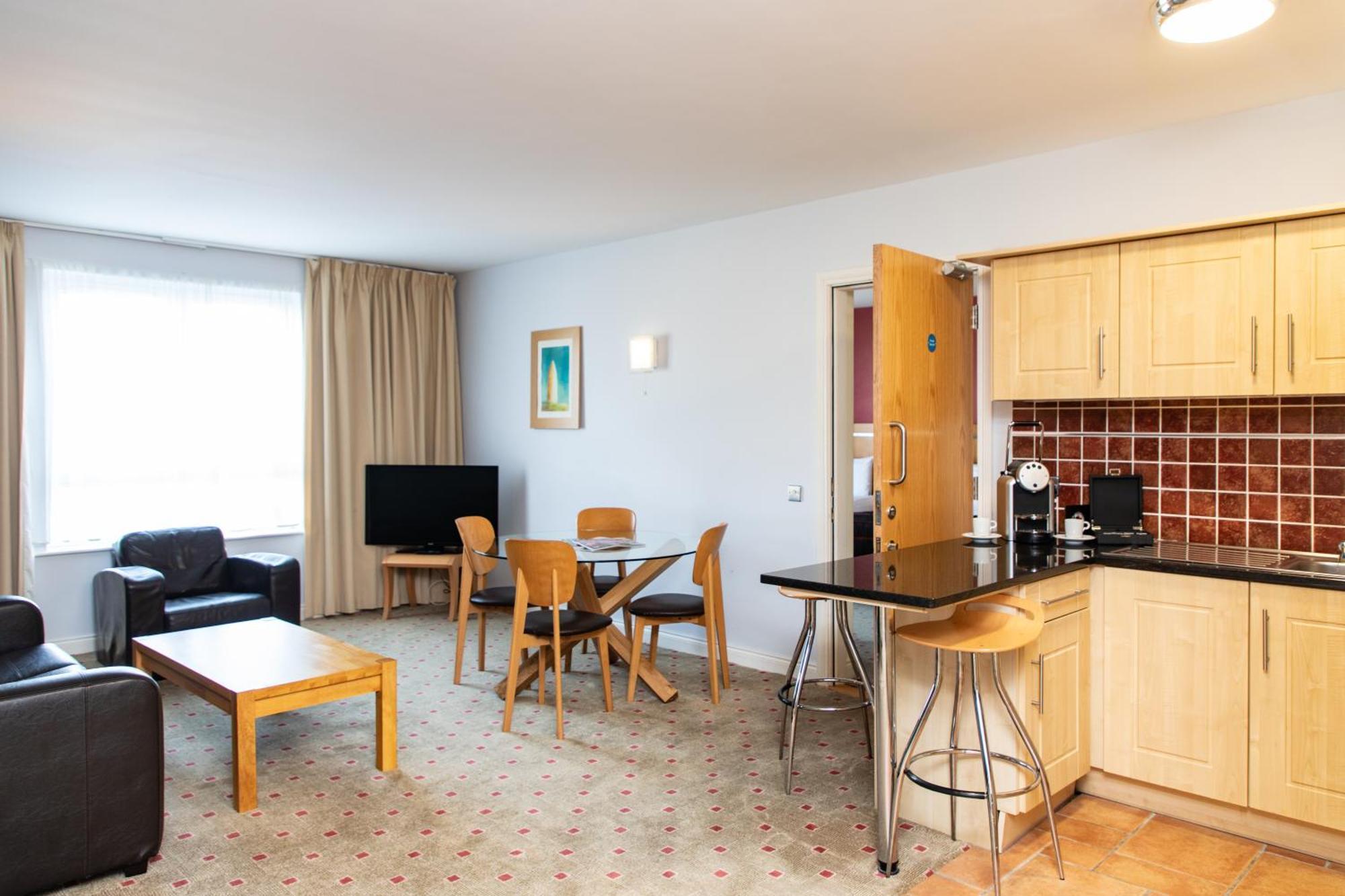 Lahinch Coast Hotel And Suites Exterior photo
